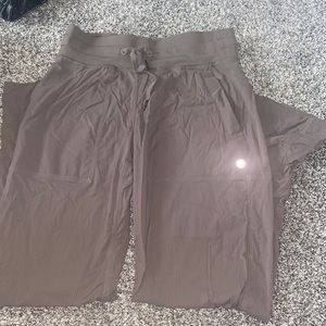 Lululemon Studio pant